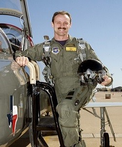 Beyond Borders Moderator: Major (Ret'd) Chris Van Vliet